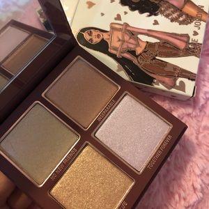 ✨✨HIGHLIGHTER QUAD PALETTE | KYLIE X JORDYN ✨✨
